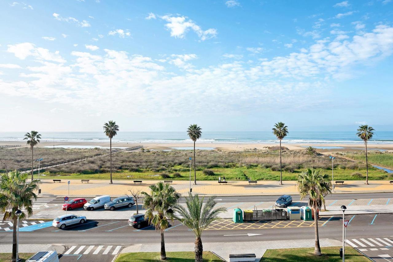 Atico Conil Vistas - Solo Familias Lägenhet Conil De La Frontera Exteriör bild